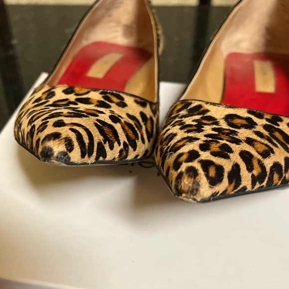Bandolino Animal Print Leather Calf Hair Heels - Picture 3 of 12